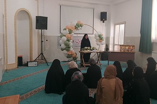 دورهمی دانش آموزان دبیرستان نرجس خاتون(س) روستای ورجان