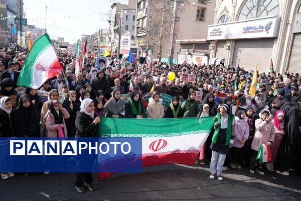 حضور پرشور و باشکوه مردم محمدشهر در راهپیمایی ۲۲بهمن