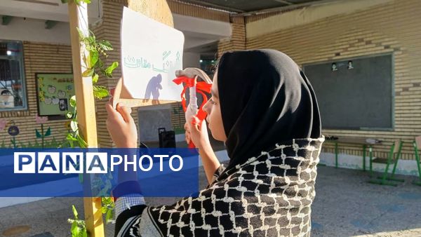 «صبحگاه مقاومت» در مدرسه شهید مطهری فین 