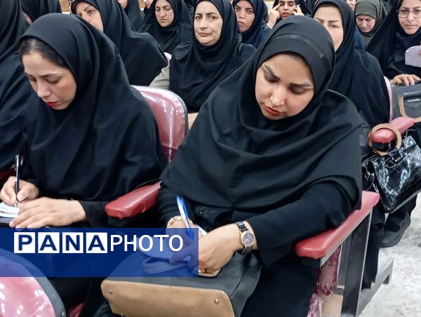 دوره ارزشیابی کیفی–توصیفی؛ گامی نو در مسیر توانمندسازی معلمان عنبرآباد