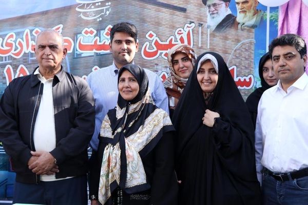خشت‌گذاری ‌مدرسه ‌۱۵ کلاسه‌ با مشارکت ۴۰ میلیارد تومانی خیر تهرانی‌