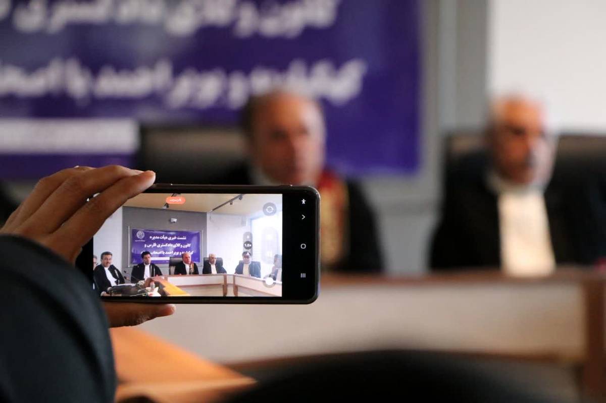 زندانیان نیازمند مورد حمایت حقوقی قرار میگیرند
