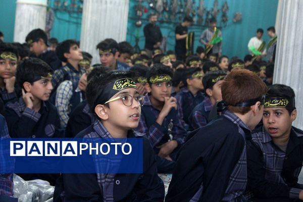عزاداری دانشآموزان قم در آستان مقدس امامزاده سیدعلی(ع)
