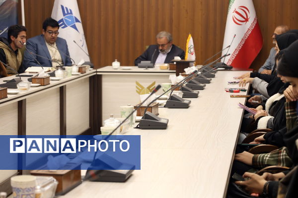  از تسخیر تا تبیین؛ بازخوانی پیام ۱۳ آبان در دانشگاه آزاد مشهد