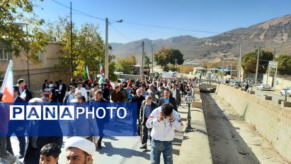 گرامیداشت یوم‌الله ۱۳ آبان در شهر سی‌سخت با حضور پرشور مردم 