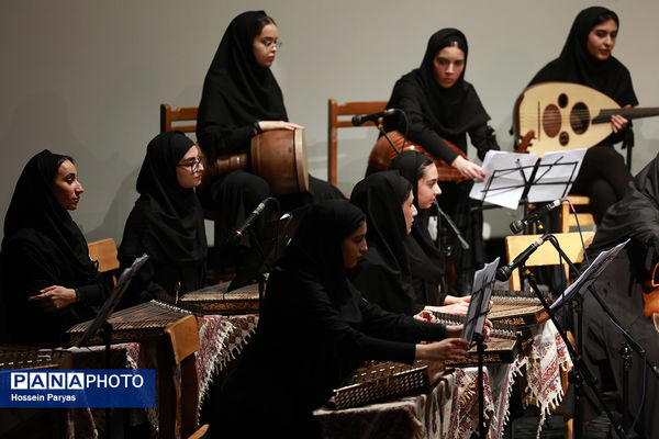 اجرای هنرستان موسیقی دختران تهران در فرهنگسرای ارسباران