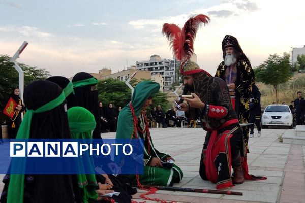 مراسم نمادین اربعین و سوگواری حضرت اباعبدالله الحسین(ع)