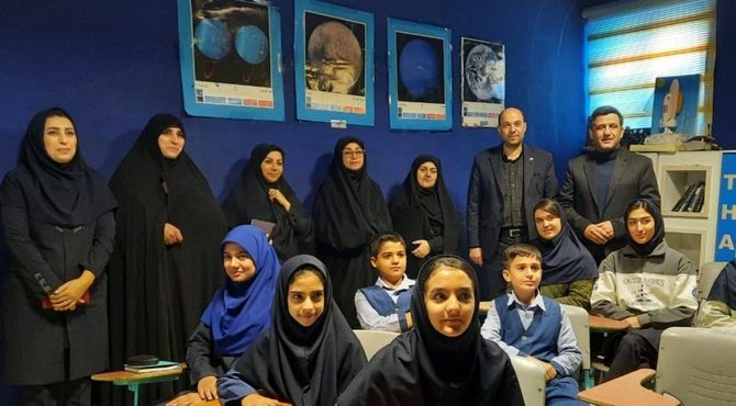 نمایشگاه آثار برگزیدگان منطقه‌ای مسابقات علمی‌ - پژوهشی در پژوهش‌سرای ملاصدرا کرج