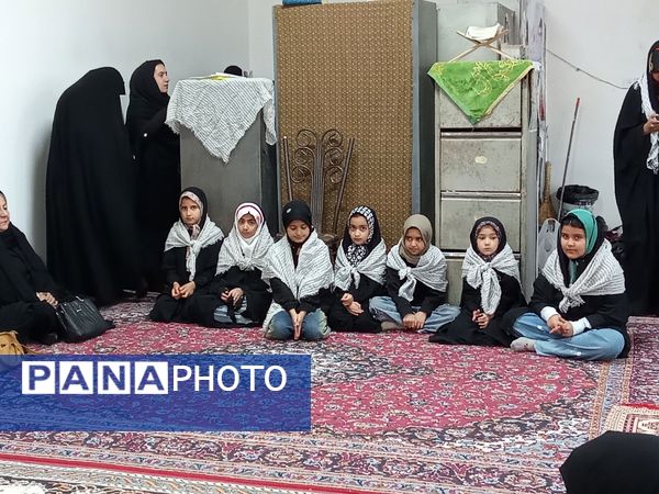 نشست بصیرتی  دبستان تکتم در پایگاه محدثه