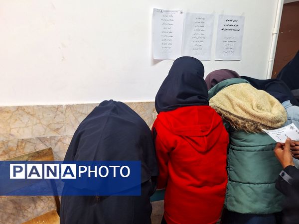  انتخابات شورای دانش‌آموزی در مدارس منطقه رضویه