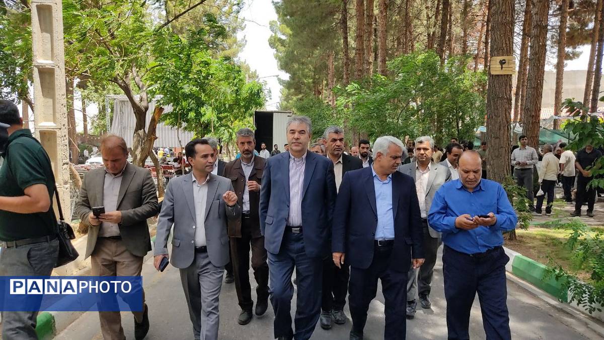 افتتاحیه نمایشگاه جشنواره بزرگ تاک پلو در شهرستان خلیل آباد
