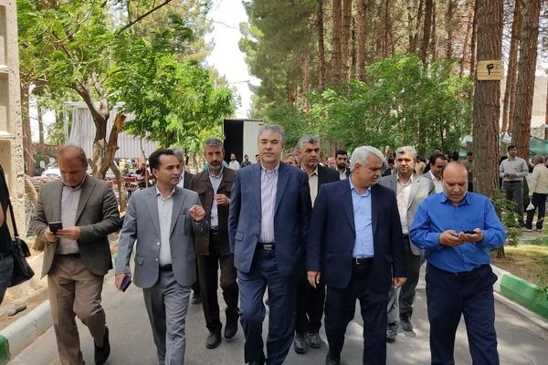 افتتاحیه نمایشگاه جشنواره بزرگ تاک پلو در شهرستان خلیل آباد 