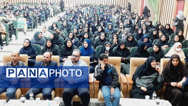 جلسه استانی مشاوران با موضوع «تاب‌آوری و امیدآفرینی در مدارس» در استان البرز