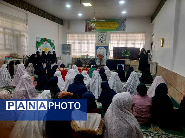 حضور مادران شهدا در مدرسه شهید رزمی خلیل آباد