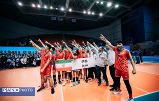 کسب مقام «قهرمانی»، نتیجه سخت‌کوشی، ایمان و همت والای دانش‌آموزان است