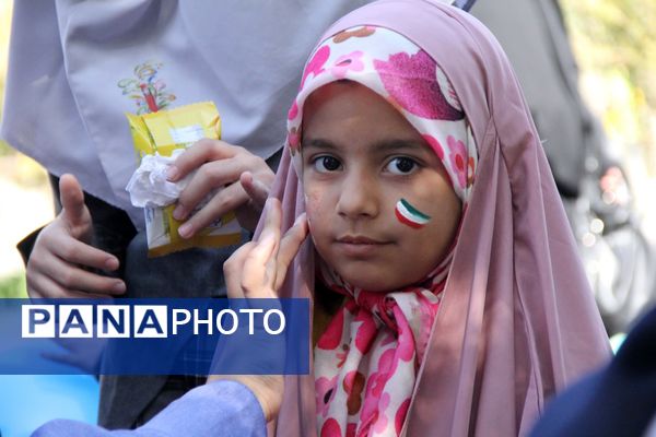 قصه‌گویی خنده‌ها و رؤیاها در دیار طلای سرخ 