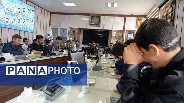 فرماندهان واحدهای حوزه مقاومت بسیج ۷ دانش‌آموزی مشهد مقدس به خط شدند