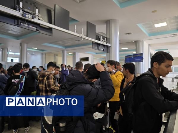 روایت تصویری سفر معنوی دانش‌آموزان عازم حج عمره