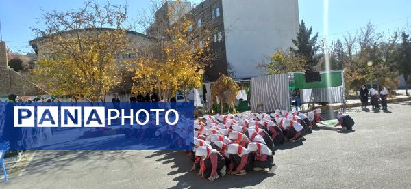 یادواره 118 شهید دانش‌آموز شهرستان بجنورد در مدرسه شاهد فاطمه زهرا(س)