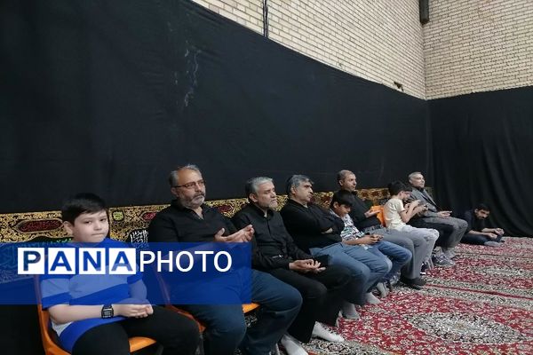 فرهنگیان آموزش و پرورش ناحیه سه در سوگ امام هشتم