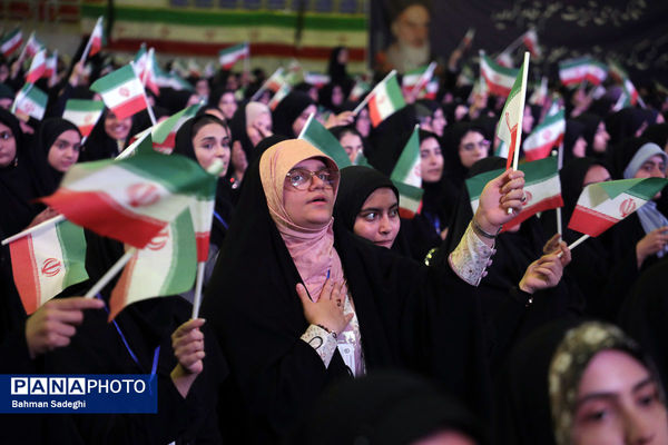 آیین استقبال از نو دانشجو معلمان دانشگاه فرهنگیان