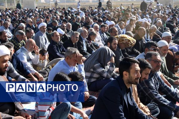 نماز باران در مدرسه نسل آفتاب