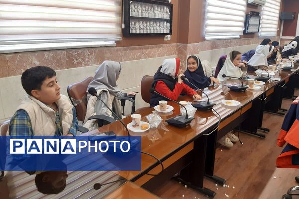 جلسه آموزش خبرنگاری در شهرستان رباط‌کریم