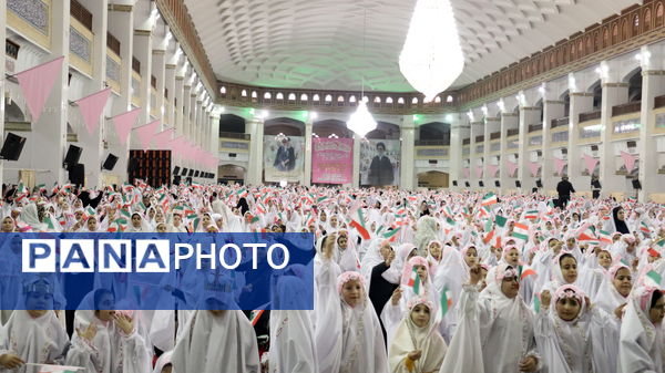 جشن 5000 نفری آغاز بندگی فرشتگان زمینی شهر تبریز 