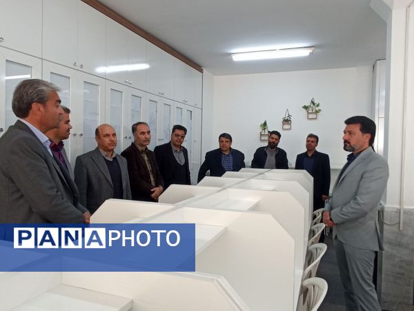 افتتاحیه کافه کتاب و سالن مطالعه در دبیرستان وکیلی۹