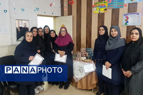 جشن میلاد حضرت فاطمه زهرا (س) در مدارس کهریزک 