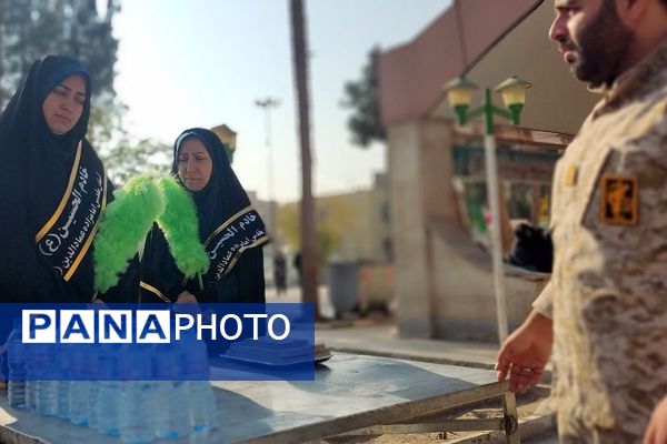 مراسم عزاداری حضرت ام‌البنین(س) همراه با تجلیل از خانواده‌های شهدا در رباط‌کریم