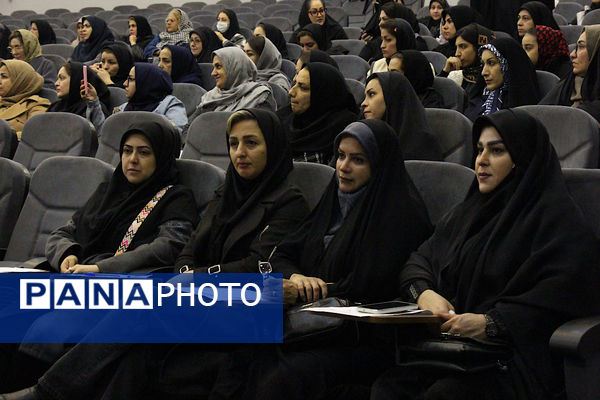 همایش بزرگ ارتقاء سواد سلامت روان در شهرستان اسلامشهر