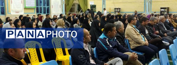 دومین مجمع عمومی انجمن اولیا و مربیان دبیرستان پسرانه متوسطه اول سما کاشمر 