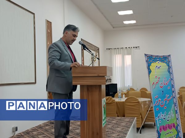 نشست اولیا و مربیان در شهرستان گناباد