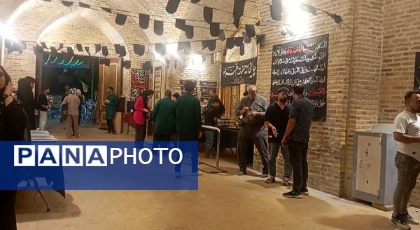 چایخانه حضرت زهرا(س) نیشابور در چهارمین شب 