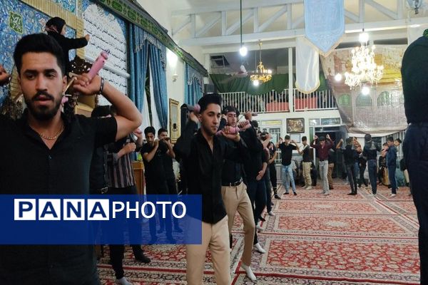 مراسم عزاداری امام حسین(ع) در شهر بار 