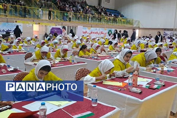 درخشش دانش‌آموز خبرنگار پانای استان مرکزی در مسابقه‌ کودکان هوشمند اراک