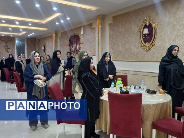 مراسم تجلیل از دبیران بازنشسته آموزش و پرورش در شهرستان تربت جام