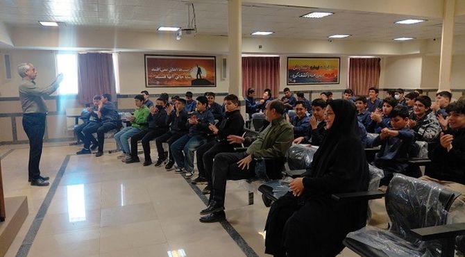 برگزاری طرح «قاضی مدرسه» در بیش از ۳۰۰ مدرسه استان البرز