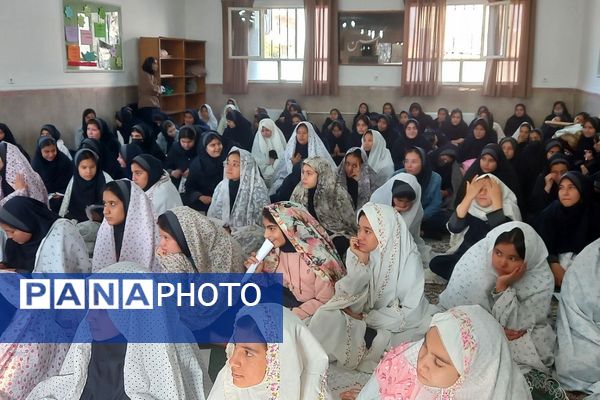 نشست تخصصی نماز در مدارس کهریزک 