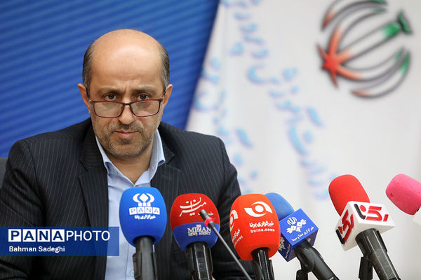 نشست خبری معاون آموزش متوسطه وزارت آموزش و پرورش