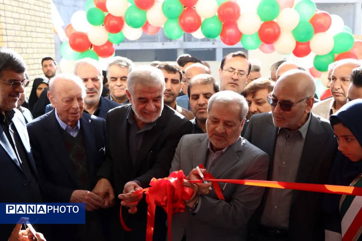 افتتاح مدرسه خیرساز ناحیه دو یزد با حضور وزیر آموزش و پرورش