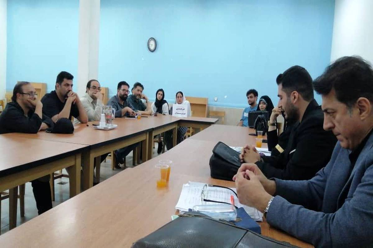 هنر مرزی ندارد و هنرمندان میتوانند در مسائل فرهنگی جامعه موثر باشند