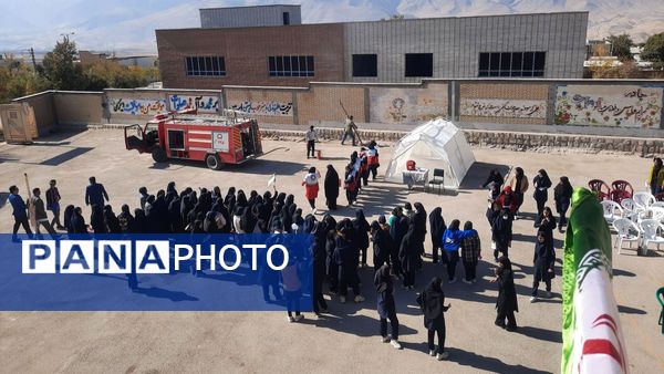 برگزاری مانور پدافند غیرعامل در آموزشگاه سمیه ناغان 