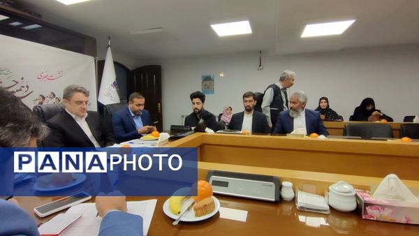 نشست خبری جشنواره سرود دانش‌آموزی بنیاد فرهنگی رضوی مشهد 