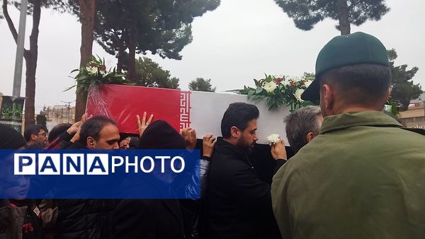 تشییع شهید گمنام در نیشابور 