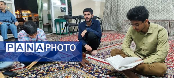 محفل انس با قرآن کریم به یاد شهدای ارتش در شهرستان کاشمر