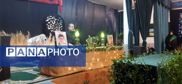  مراسم استقبال و تشییع شهید گمنام در دبیرستان شاهد زکیه ناحیه یک 