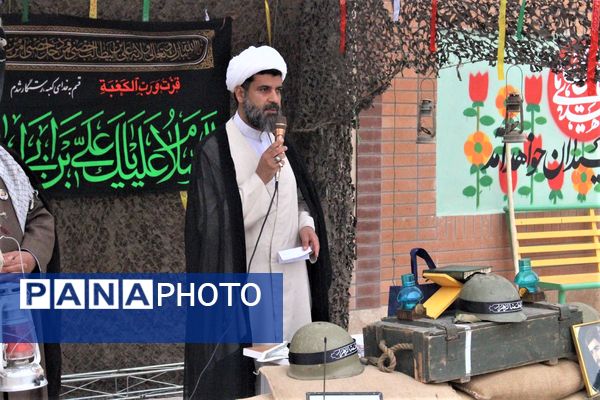 جلوه‌هایی از یادواره شهدا در دبستان استثنایی باغچه‌بان قم