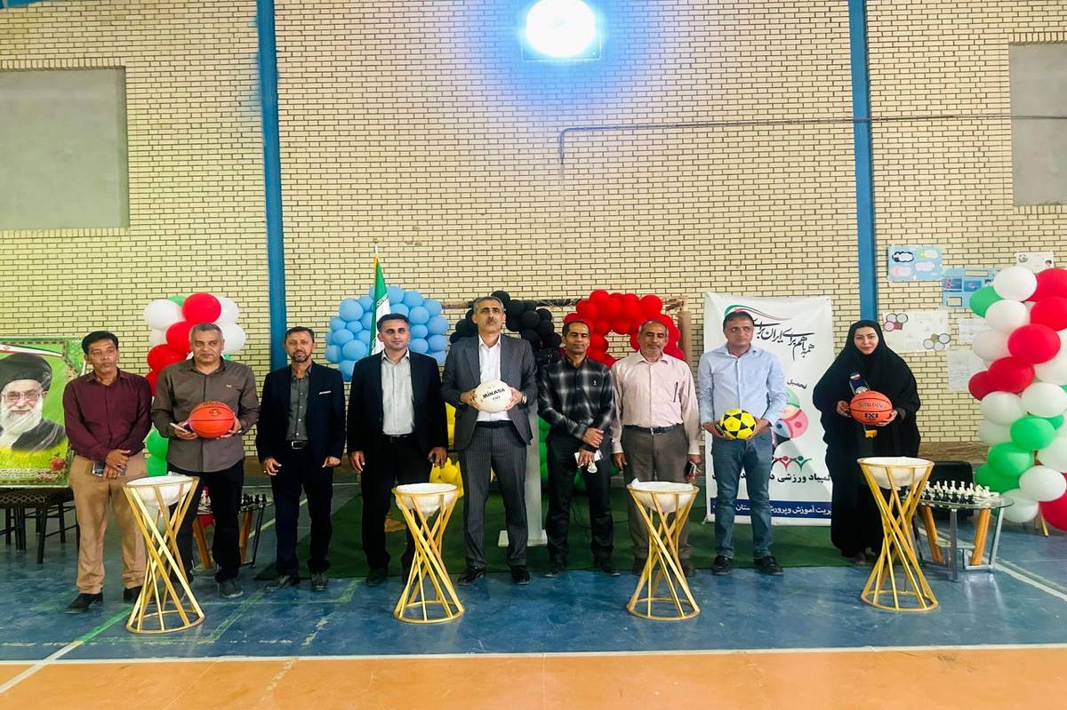 افتتاحیه المپیاد ورزشی درونمدرسهای در دبیرستان دخترانه امالسلمه سیریک